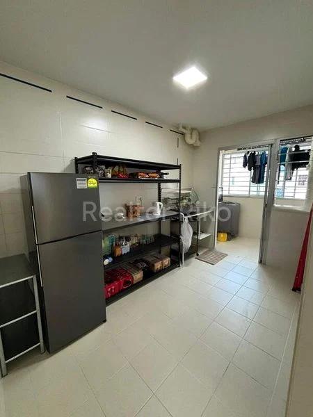 5 Bed Corner Terrace (Landed) for Sale in  Flower Road - Image 2